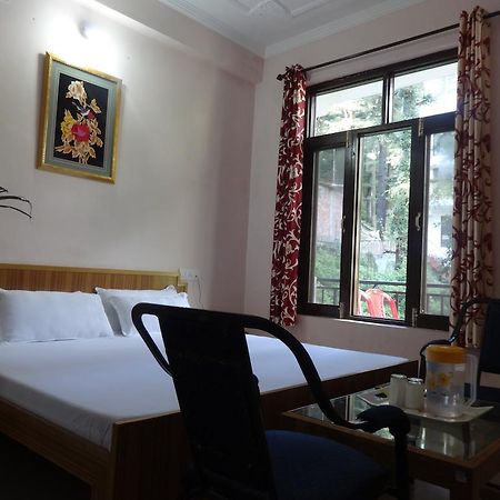 Hotel Kumar Residency 다람샬라 외부 사진