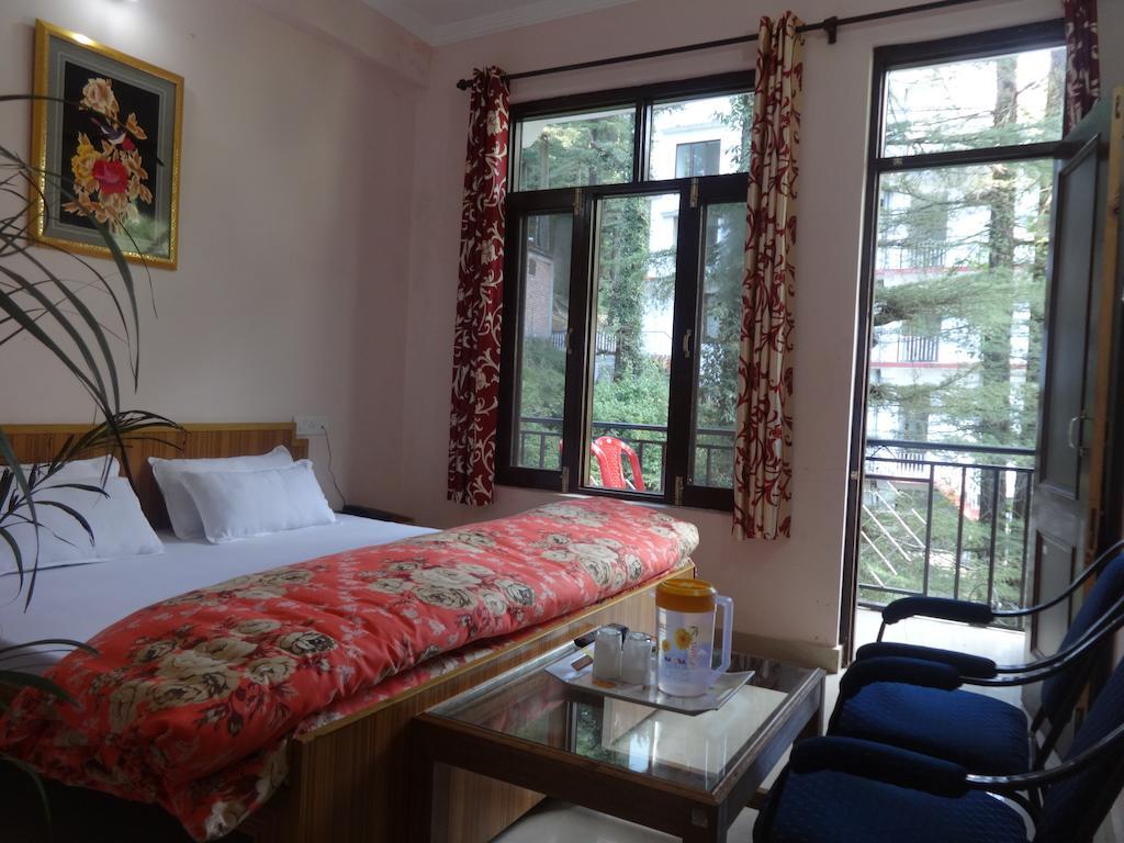 Hotel Kumar Residency 다람샬라 외부 사진