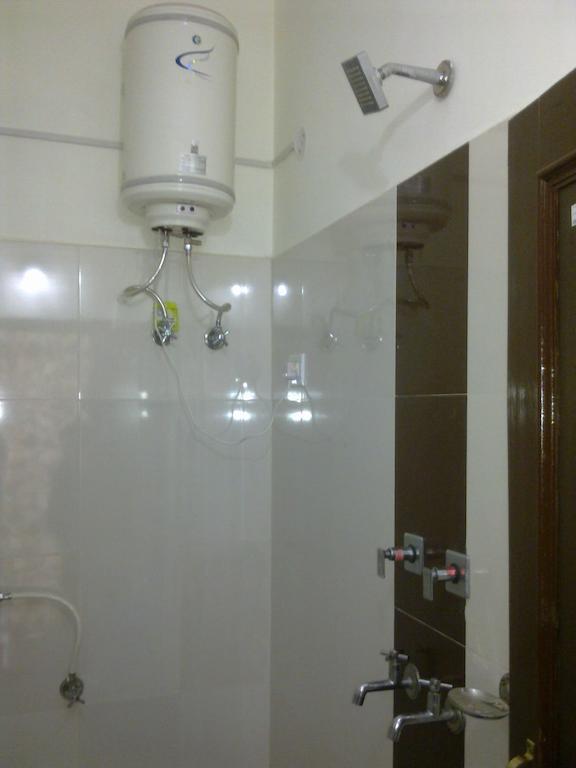 Hotel Kumar Residency 다람샬라 객실 사진