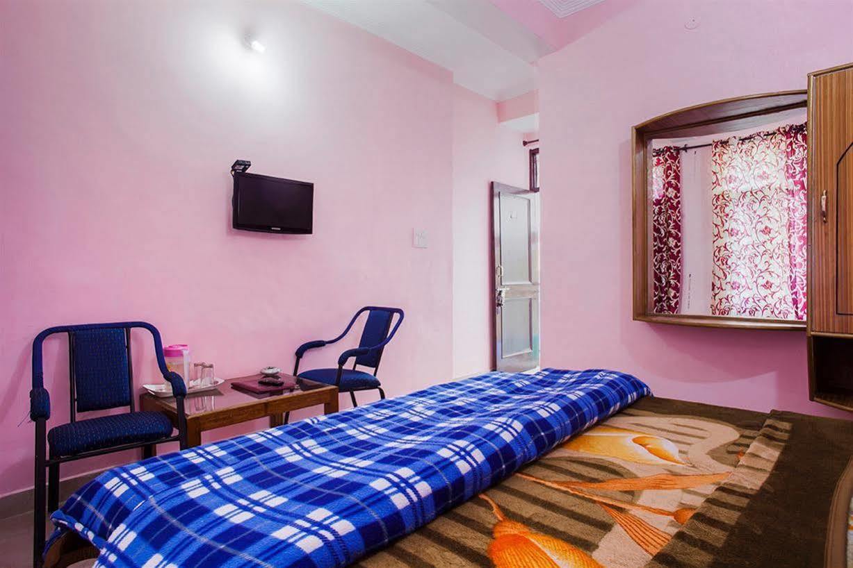 Hotel Kumar Residency 다람샬라 외부 사진
