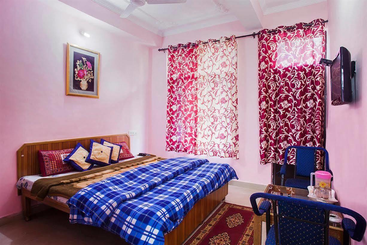 Hotel Kumar Residency 다람샬라 외부 사진